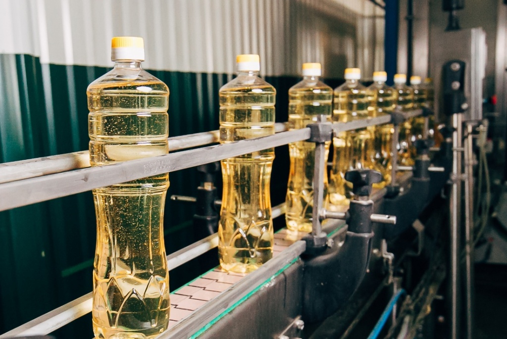 Ukraine is the largest exporter of vegetable oil to India